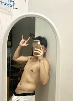 Zacky (meet,camshow,contents) - Male escort in Dubai Photo 7 of 8