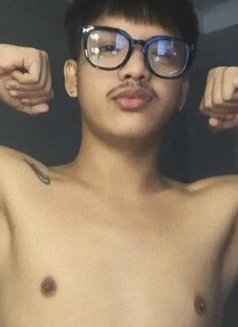 Zacky New Teenage - Male escort in Dubai Photo 5 of 6