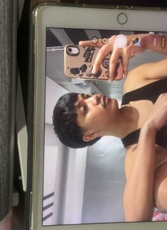 Zacky Twink - Male escort in Manila Photo 4 of 4