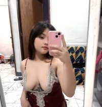 Zae - escort in Makati City