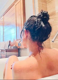 Zahara MILF - escort in Colombo Photo 1 of 5