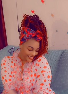 Zahara - escort in Hyderabad Photo 1 of 3