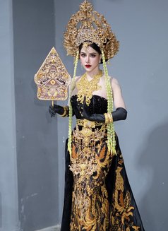 Zahra Aqila Srg - Transsexual escort in Jakarta Photo 13 of 18