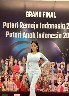 Zahra Aqila Srg - Acompañantes transexual in Jakarta Photo 20 of 20