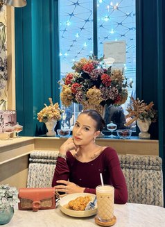 Zahra Aqila Srg - Acompañantes transexual in Jakarta Photo 26 of 26