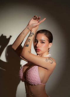 Zahra Aqila Srg - Transsexual escort in Jakarta Photo 11 of 24