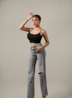 Zahra Aqila Srg - Transsexual escort in Jakarta Photo 19 of 24