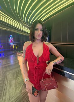 Zahra Aqila Srg - Acompañantes transexual in Jakarta Photo 17 of 28