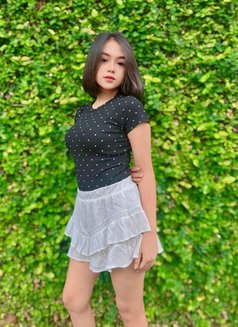 Zahra Calista - escort in Singapore Photo 5 of 9