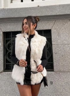 Zahra - escort in Frankfurt Photo 4 of 5