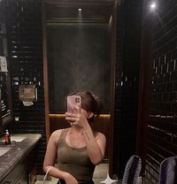 Zahra - escort in Bali