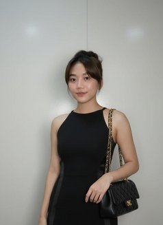 Zahra - escort in Bali Photo 4 of 9