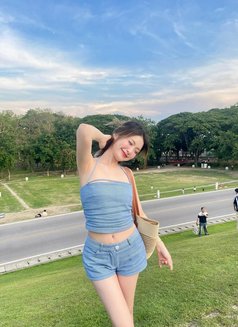 Zahra - puta in Bali Photo 1 of 6