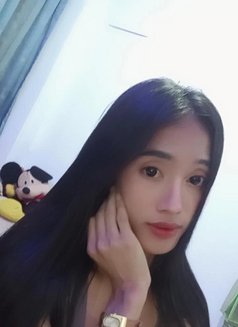 Zahra Jolanthe - Acompañantes transexual in Jakarta Photo 1 of 2