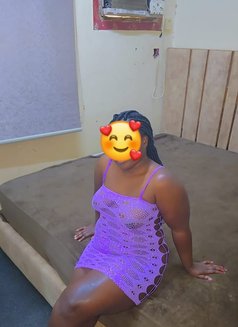 Zahra - adult performer in Nairobi Photo 5 of 5