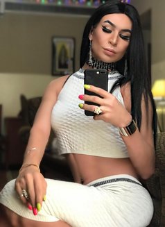 Zahra Xl - Transsexual escort in Dubai Photo 6 of 9
