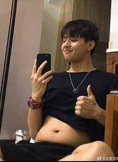 Zaid Abram - Male companion in Kochi Photo 2 of 3