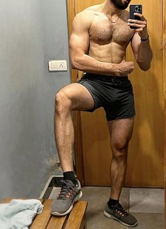 Zaid - Male escort in Hyderabad Photo 2 of 2