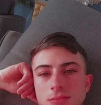 Zaid - Male escort in Amman