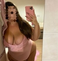 Shirin for Cam show and meeting - escort in Osaka