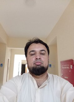 Zain - Male escort in Muscat Photo 1 of 1