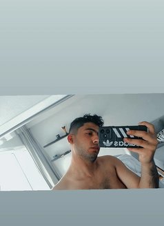 Zain - Male escort in Cairo Photo 26 of 30