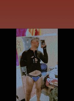 Zain - Male escort in Cairo Photo 29 of 30