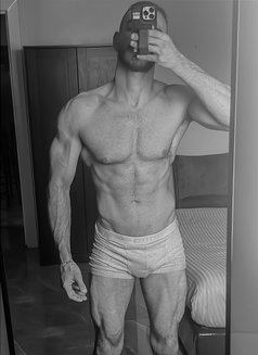 XxxZaiNxxX - Male escort in Cairo Photo 3 of 8