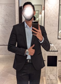 Zain for Couples & Girls - Male escort in Dubai Photo 2 of 7