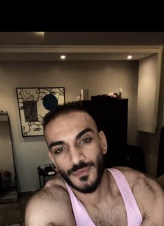 Zain in Riyadh - Male escort in Riyadh Photo 4 of 6