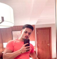 Zain - Male escort in Dubai