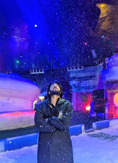 Arsal - Male escort in Lahore Photo 2 of 4