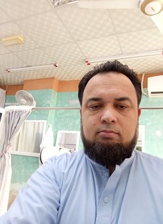 Zain - Male escort in Muscat Photo 1 of 1