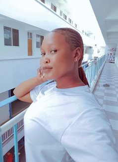 Zaina - adult performer in Mombasa Photo 2 of 5