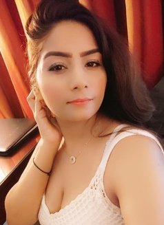 Priya Indian Model - escort in Dubai Photo 1 of 6