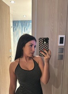 Zainab - escort in Erbil Photo 1 of 3