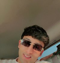 Zaini - Male escort in Dubai