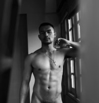 Top Thai - Male escort in Bangkok