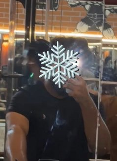 Zak - Acompañantes masculino in New Delhi Photo 3 of 3