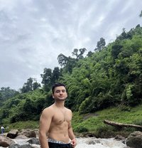 Zak - Male companion in Bangkok