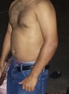 Zalim - Acompañantes masculino in New Delhi Photo 1 of 2