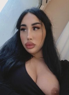 Zalina - Transsexual escort in Baku Photo 12 of 17