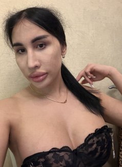 Zalina - Acompañantes transexual in Riyadh Photo 2 of 3