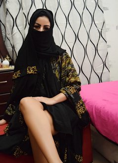 Zalma Arab Model - puta in Dubai Photo 1 of 7