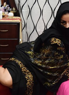 Zalma Arab Model - escort in Dubai Photo 5 of 7