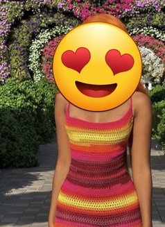 Zam - masseuse in Nairobi Photo 3 of 4