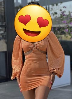 Zam - masseuse in Nairobi Photo 4 of 4