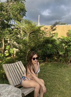 Zan - Acompañantes transexual in Manila Photo 2 of 5