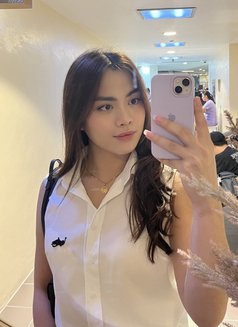Zan - Acompañantes transexual in Manila Photo 4 of 5