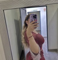 Zandra - escort in Umm al-Qaiwain